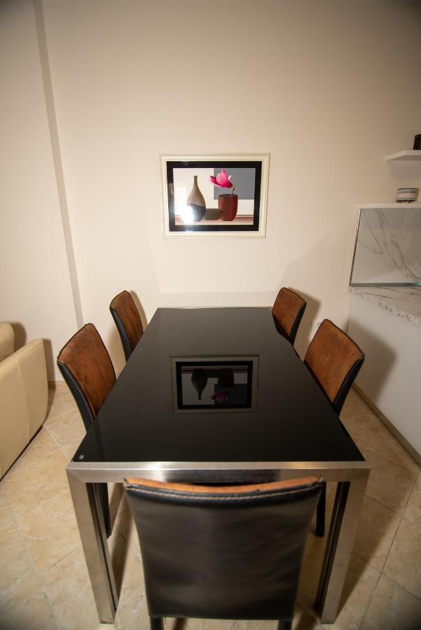 Ami Apartament Vlorë Exteriör bild