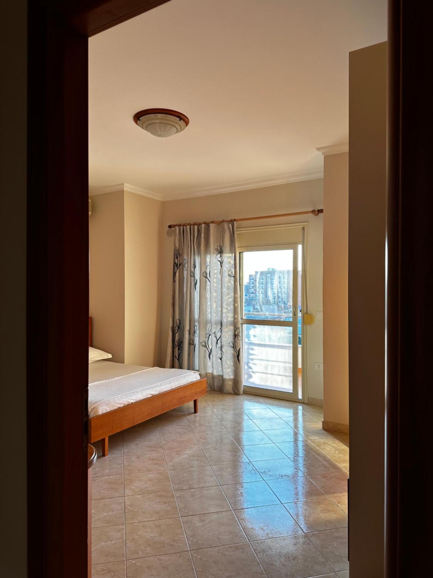 Ami Apartament Vlorë Exteriör bild